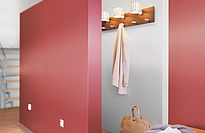 AF012116_Anwendungsbilder_Garderobe_Karmin_Grey_WEB.jpg AF012116_Anwendungsbilder_Garderobe_Karmin_Grey_WEB.jpg