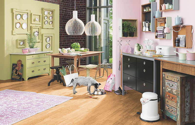 Welche Wandfarbe zu welchem Holz-Farben passt: Alpina Farbe & Einrichten