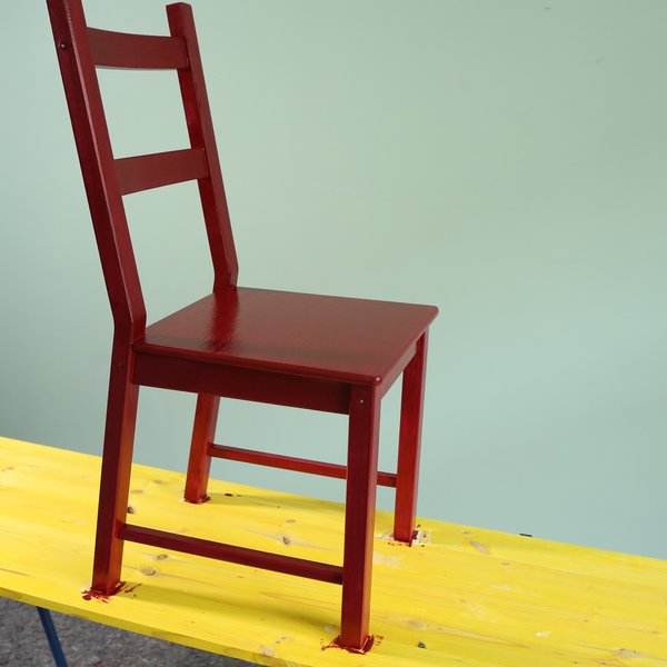 Step-by-Step zum roten Stuhl